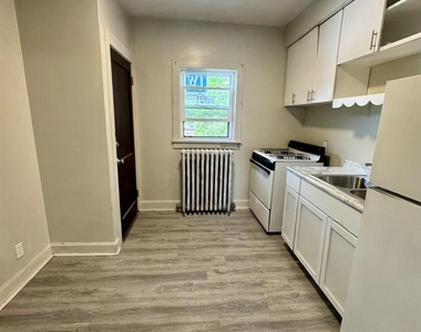 1622 Washington Street - Photo Thumbnail 8