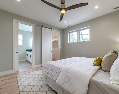 4730 W Grace Street - Photo Thumbnail 15