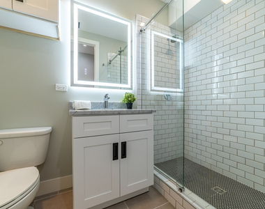4730 W Grace Street - Photo Thumbnail 8