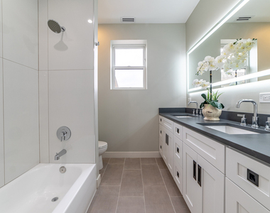 4730 W Grace Street - Photo Thumbnail 16