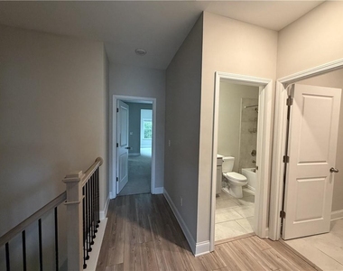132 Boxcar Way - Photo Thumbnail 33