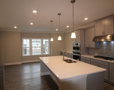132 Boxcar Way - Photo Thumbnail 13