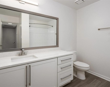 6873 Peachtree Dunwoody Road - Photo Thumbnail 13