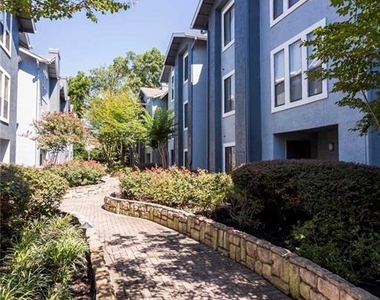 6873 Peachtree Dunwoody Road - Photo Thumbnail 23