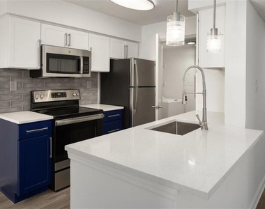 6873 Peachtree Dunwoody Road - Photo Thumbnail 1