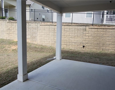2472 Knob Creek Road - Photo Thumbnail 18