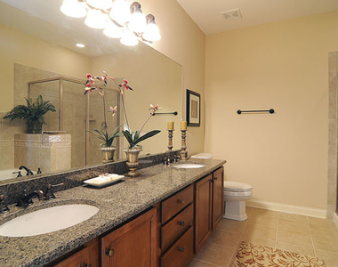229 S Main Street - Photo Thumbnail 12