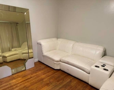 11540 S Racine Avenue - Photo Thumbnail 2