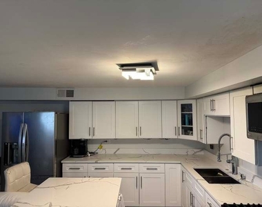 11540 S Racine Avenue - Photo Thumbnail 5