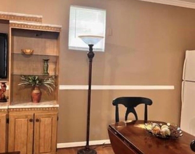 3231 Ashton Park Drive - Photo Thumbnail 4