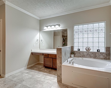 14418 Basalt Lane - Photo Thumbnail 22