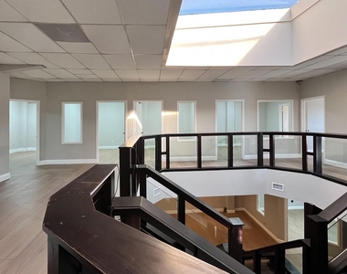 9220 Rasmus Drive - Photo Thumbnail 13