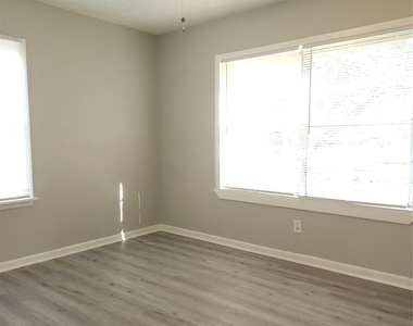 6301 Anderson Street - Photo Thumbnail 13