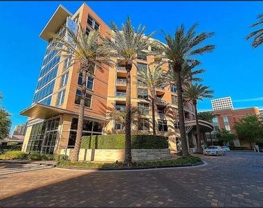 1901 Post Oak Boulevard - Photo Thumbnail 32