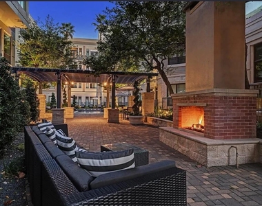 1901 Post Oak Boulevard - Photo Thumbnail 22