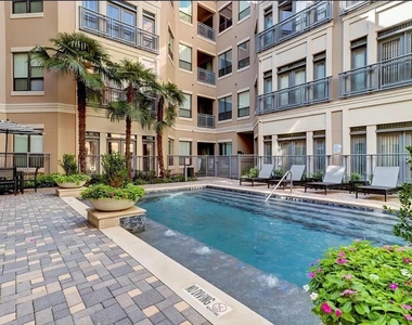 1901 Post Oak Boulevard - Photo Thumbnail 30