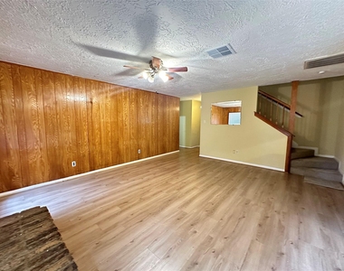 1937 Arcadia Drive - Photo Thumbnail 9