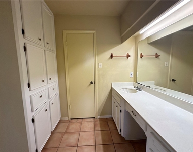 1937 Arcadia Drive - Photo Thumbnail 26