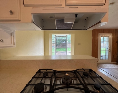 1937 Arcadia Drive - Photo Thumbnail 13