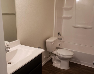 24006 Swather Way - Photo Thumbnail 15