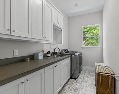 2518 Southgate Boulevard - Photo Thumbnail 36