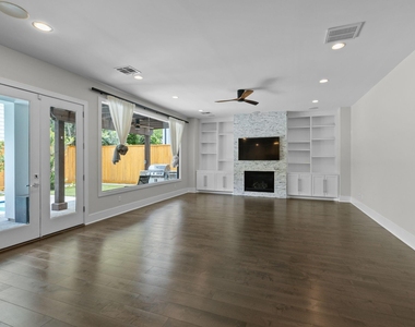 2518 Southgate Boulevard - Photo Thumbnail 9