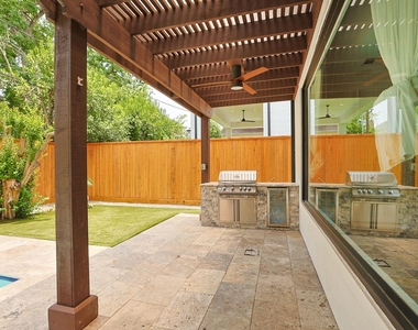 2518 Southgate Boulevard - Photo Thumbnail 37