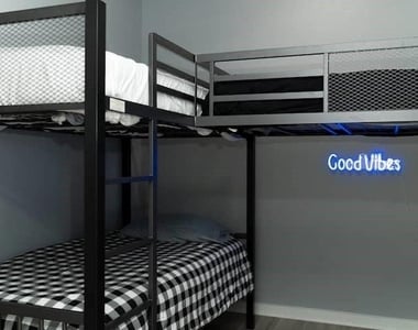 7925 Brandon Street - Photo Thumbnail 13