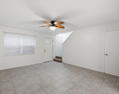 1433 Cedar Post Lane - Photo Thumbnail 5