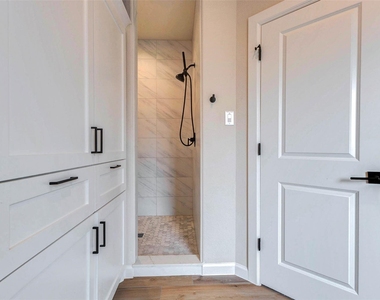 11005 Upland Forest Drive - Photo Thumbnail 27