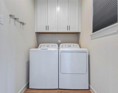 11005 Upland Forest Drive - Photo Thumbnail 32