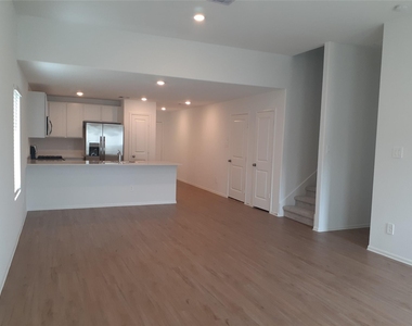 24123 Breckenridge Pass Ln - Photo Thumbnail 2