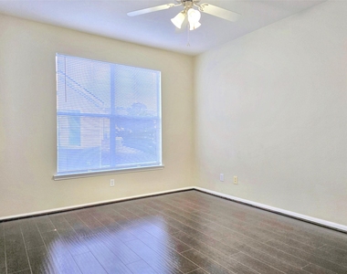 12707 Boheme Drive - Photo Thumbnail 15