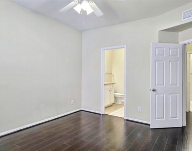12707 Boheme Drive - Photo Thumbnail 16