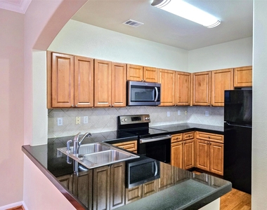 12707 Boheme Drive - Photo Thumbnail 11