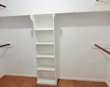 5010 Rebel Ridge Drive - Photo Thumbnail 12
