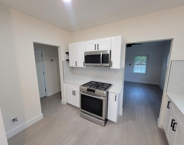 4505 Kress Street - Photo Thumbnail 2