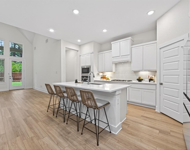 24522 Keswick Valley Way - Photo Thumbnail 3