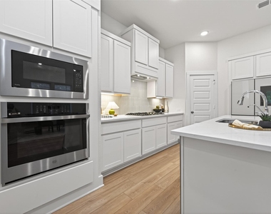 24522 Keswick Valley Way - Photo Thumbnail 4