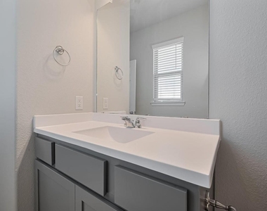 101 Eliana Shores Drive - Photo Thumbnail 29