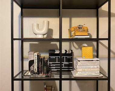 205 Avondale Street - Photo Thumbnail 7