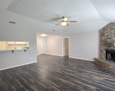 1335 Willersley Lane - Photo Thumbnail 4