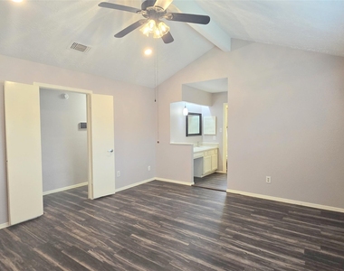 1335 Willersley Lane - Photo Thumbnail 9