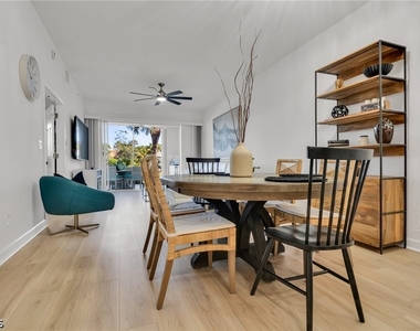 6750 Beach Resort Drive - Photo Thumbnail 12