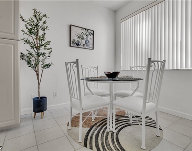 6750 Beach Resort Drive - Photo Thumbnail 3