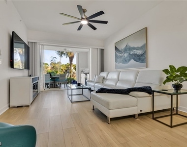 6750 Beach Resort Drive - Photo Thumbnail 13