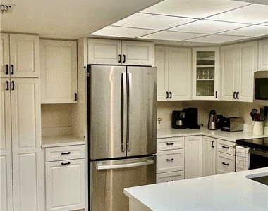15610 Crystal Lakes Drive - Photo Thumbnail 4