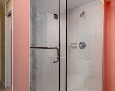 5959 Winkler Road - Photo Thumbnail 14