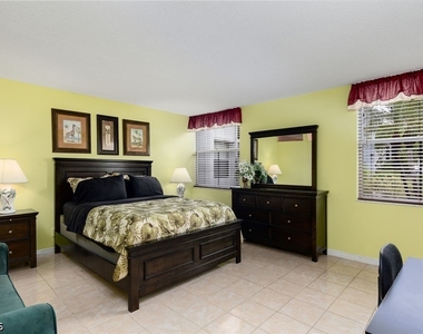 5959 Winkler Road - Photo Thumbnail 16