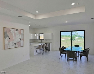 4402 Nw 34th Terrace - Photo Thumbnail 6